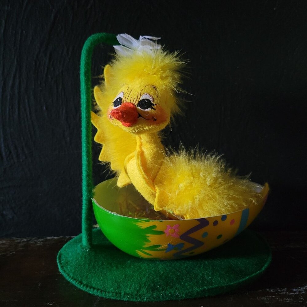2008 Annalee April Showers Easter Yellow Ducky In Decorative Egg, Easter Decor